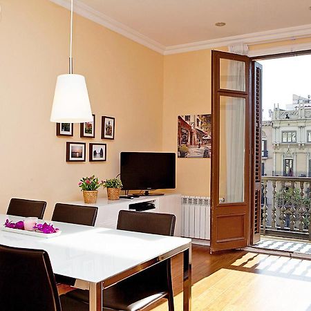 Apartment Eixample Esquerre Gran Via Balmes By Interhome Barcellona Esterno foto